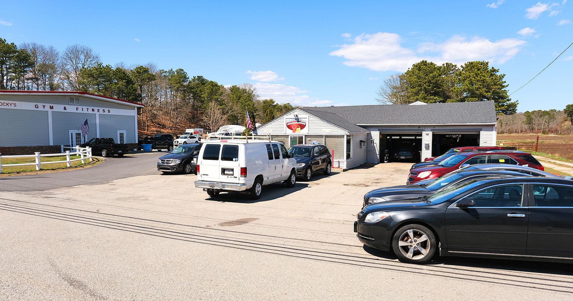 Falmouth Auto Center Seeks Special Permit For Towing Service - Vimarsana News