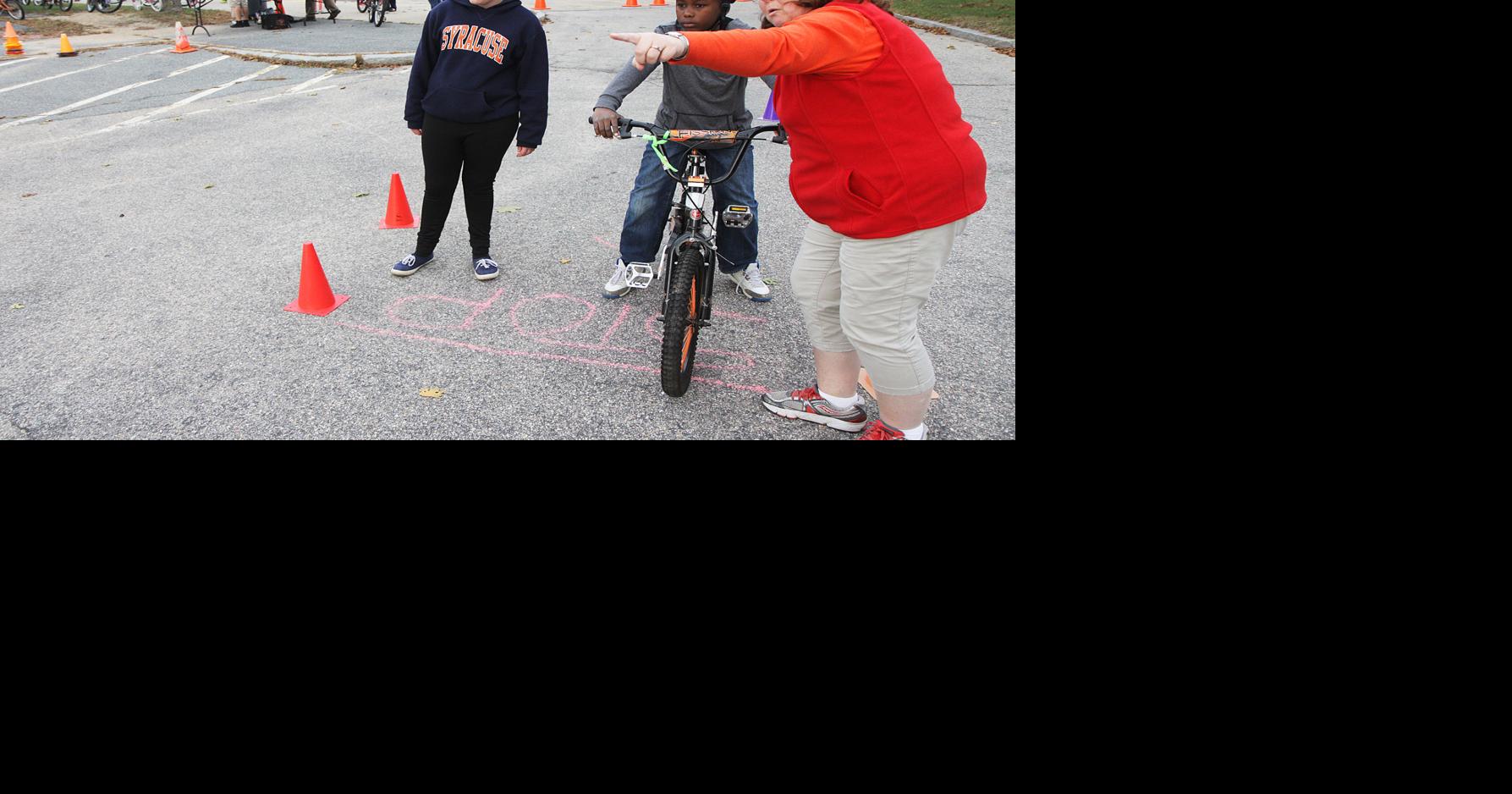 Teamwork Keeps Falmouth Bike Lab Operating Falmouth News