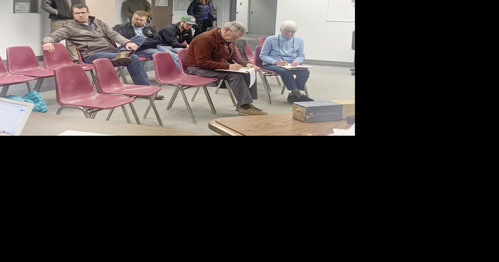 Falmouth Town Meeting Leaf Blower Ban Rescinded Falmouth News