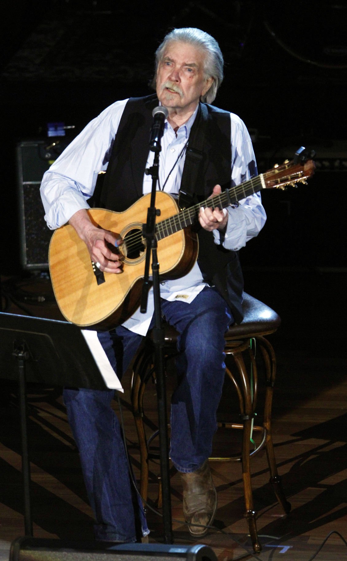 Guy Clark, Grammy-winning songwriter, dead at 74 Local News Stories
