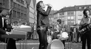 Legendary 1967 Album Ranked Best Classic Rock Debut Ever