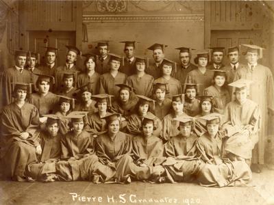Graduates circa 1920