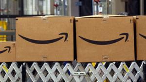Amazon is selling 'comfortable' $19 noise-reduction earmuffs for just $9, and it has 13,000+ perfect ratings