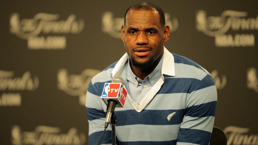 LeBron James Revealed His New Hairstyle And Look - Fadeaway World