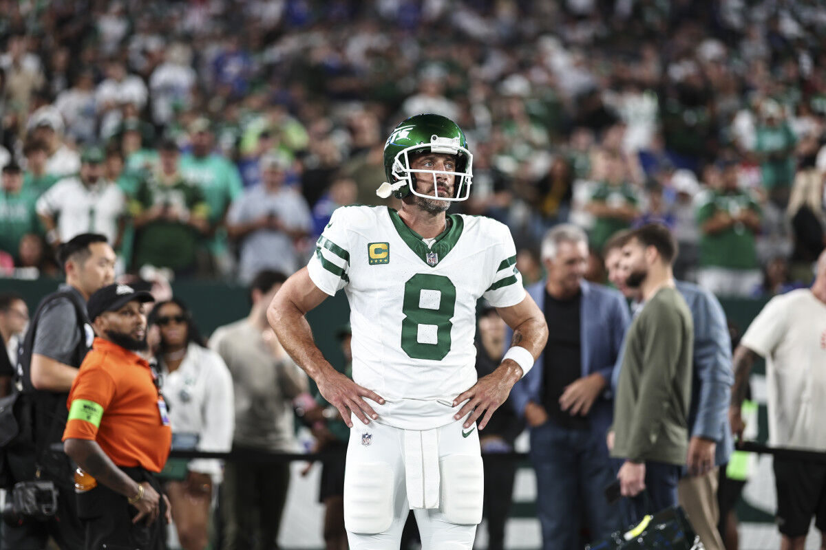 Aaron Rodgers in NY Jets Uniform wearing 8large Heavy -   Denmark