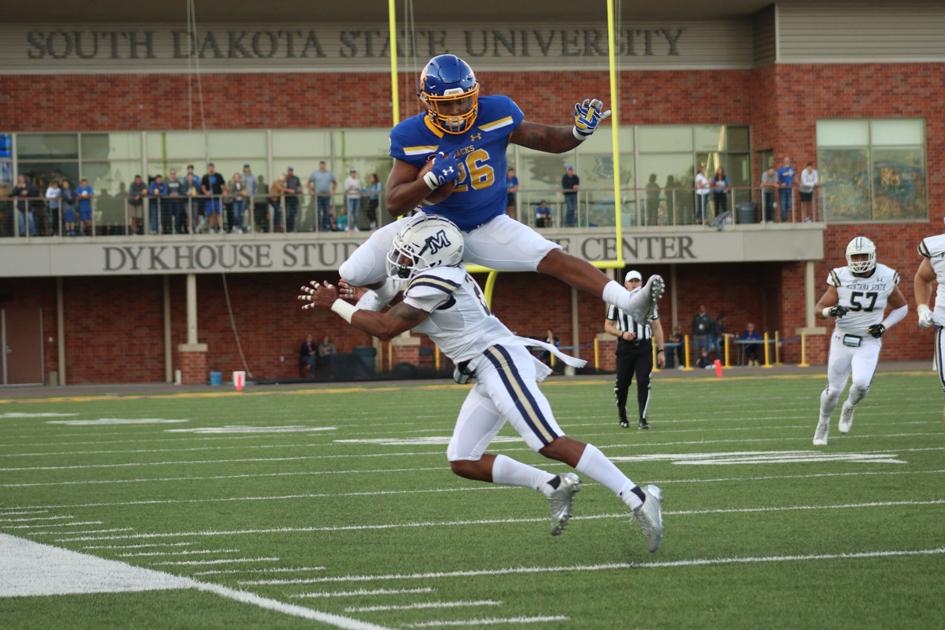 Jacks football opens at Minnesota on Thursday | Local Sports News
