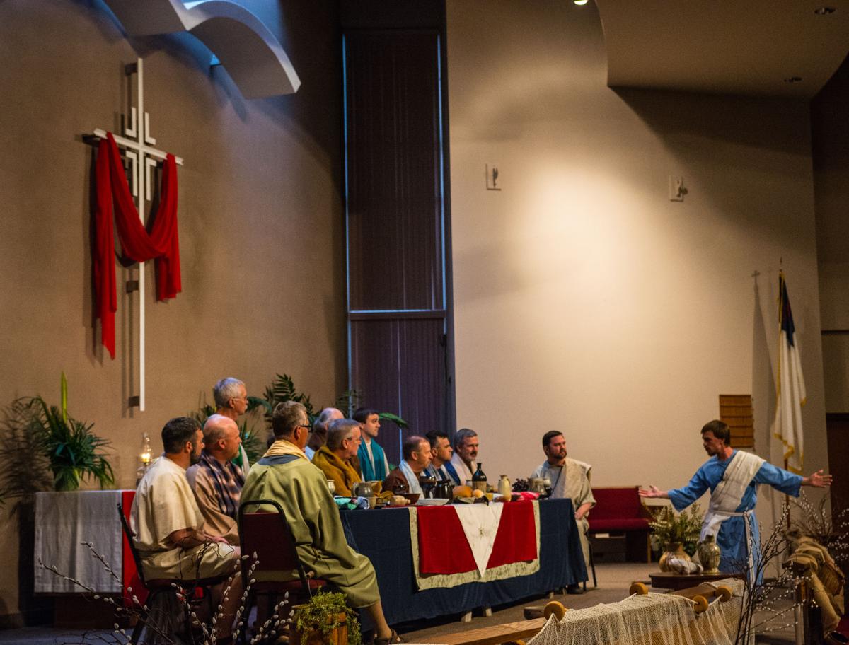 The Living Last Supper Brings Da Vinci S Painting To Life Local