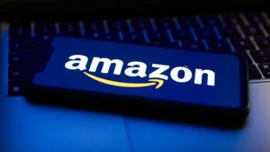 Amazon is selling an 'quiet, powerful' oscillating desk fan for over $100 off