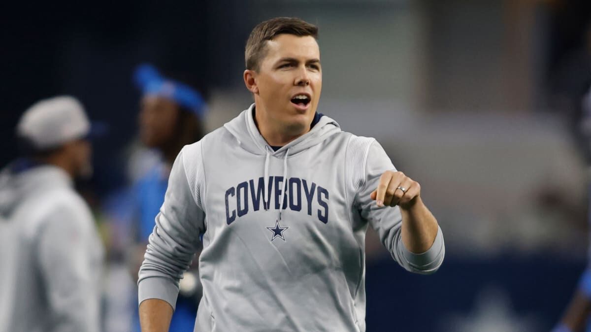 Dallas Cowboys are “flying” without Kellen Moore