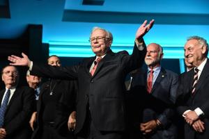 Warren Buffett sends strong message on trade, tariffs