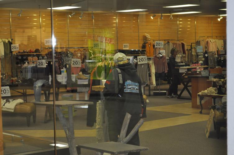 Glik's closes suddenly at Northridge Plaza in Pierre | Local ...