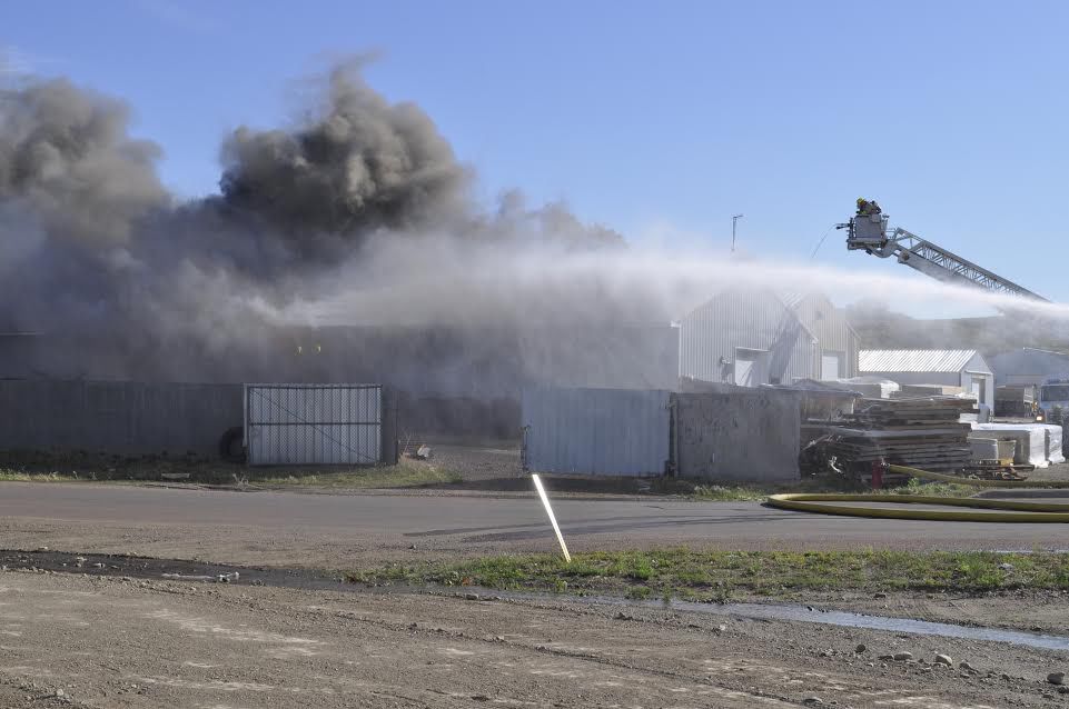 Fire wrecks tire/hot tub storage building in Fort Pierre Local News