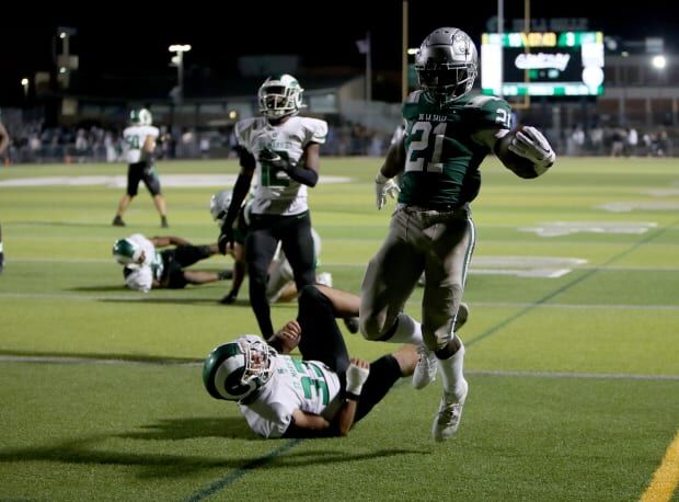 High school football: De La Salle beats St. Mary's-Stockton 24-10