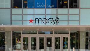 Macy's is selling a 'nice-fitting' $395 suit for just $98, and shoppers call it 'high quality'