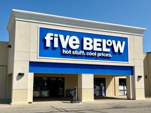 Five Below’s Stylish 3-Compartment Bento Box Is a Total Steal at $4