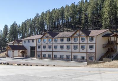 Hotel Near Mount Rushmore Faces More Problems Local News Stories Hotel Near Mount Rushmore Faces More Problems