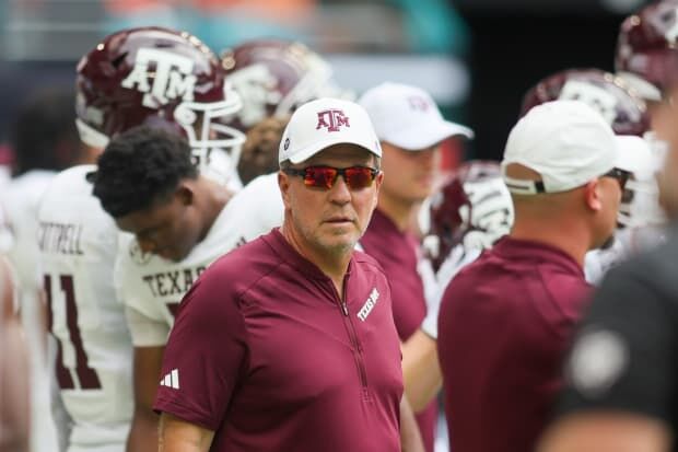 Texas A&M Aggies Fade Late, Lose to No. 11 Alabama Crimson Tide 26-20: Live  Game Log - Sports Illustrated Texas A&M Aggies News, Analysis and More