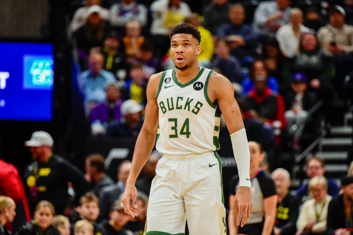 Milwaukee Bucks new City Connect jersey leaked. Lets give it a