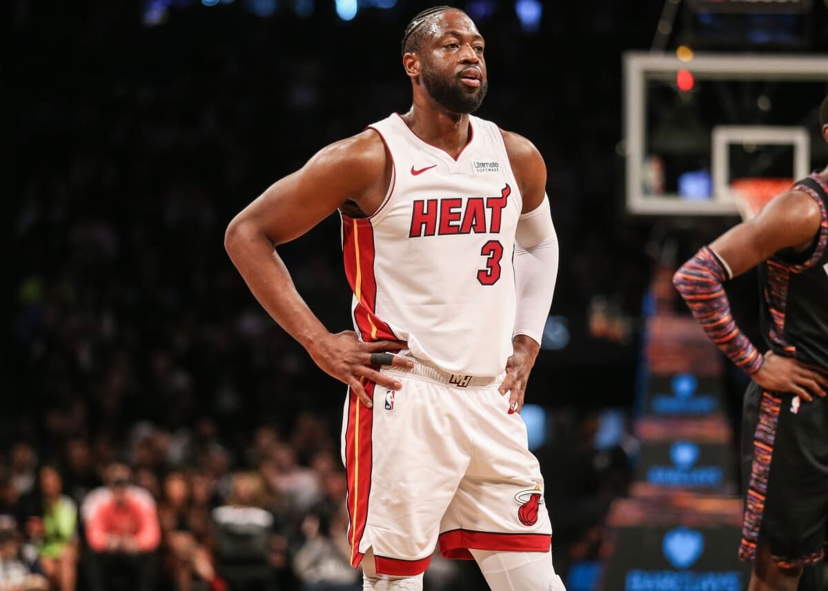 This hurts, but can I play? - Dwyane Wade shares how he played his first  year of college with a torn meniscus - Basketball Network - Your daily dose  of basketball