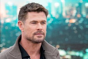 Chris Hemsworth Discusses Alzheimer's Fears in Emotional New Interview: 'You Suffer in Silence'