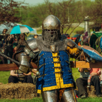 Armored combat draws Madison students to a ‘Cream City clash’