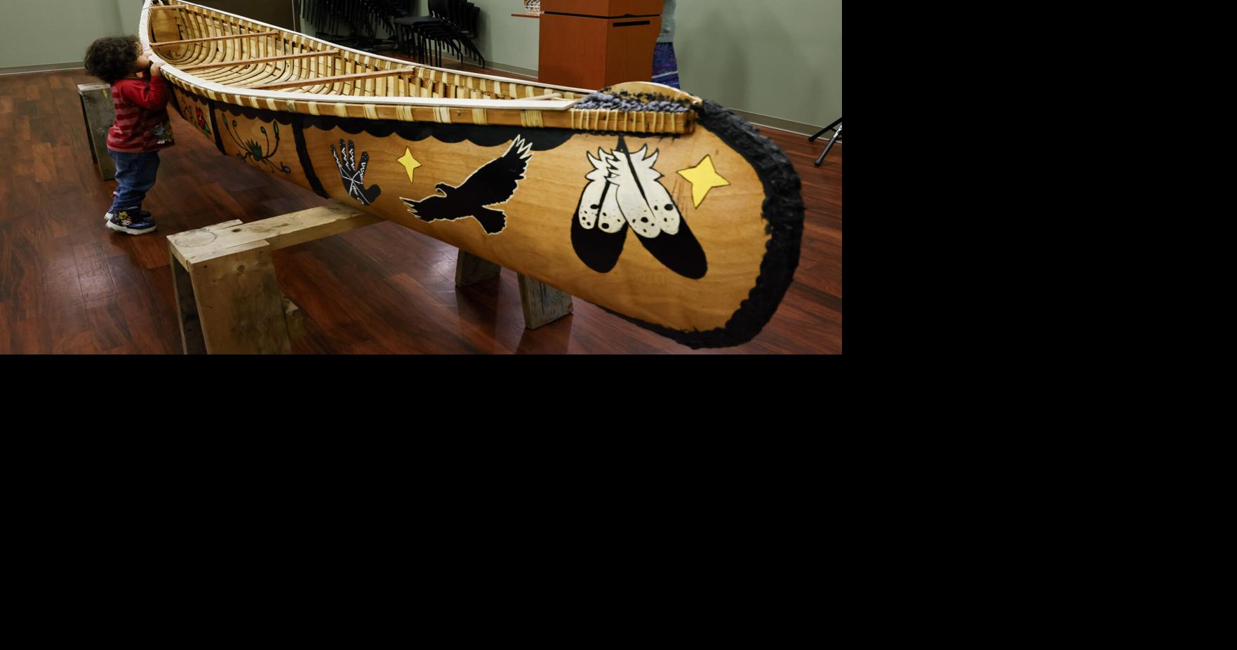 MMSD and Ho-Chunk canoe project teaches Native history | Education ...