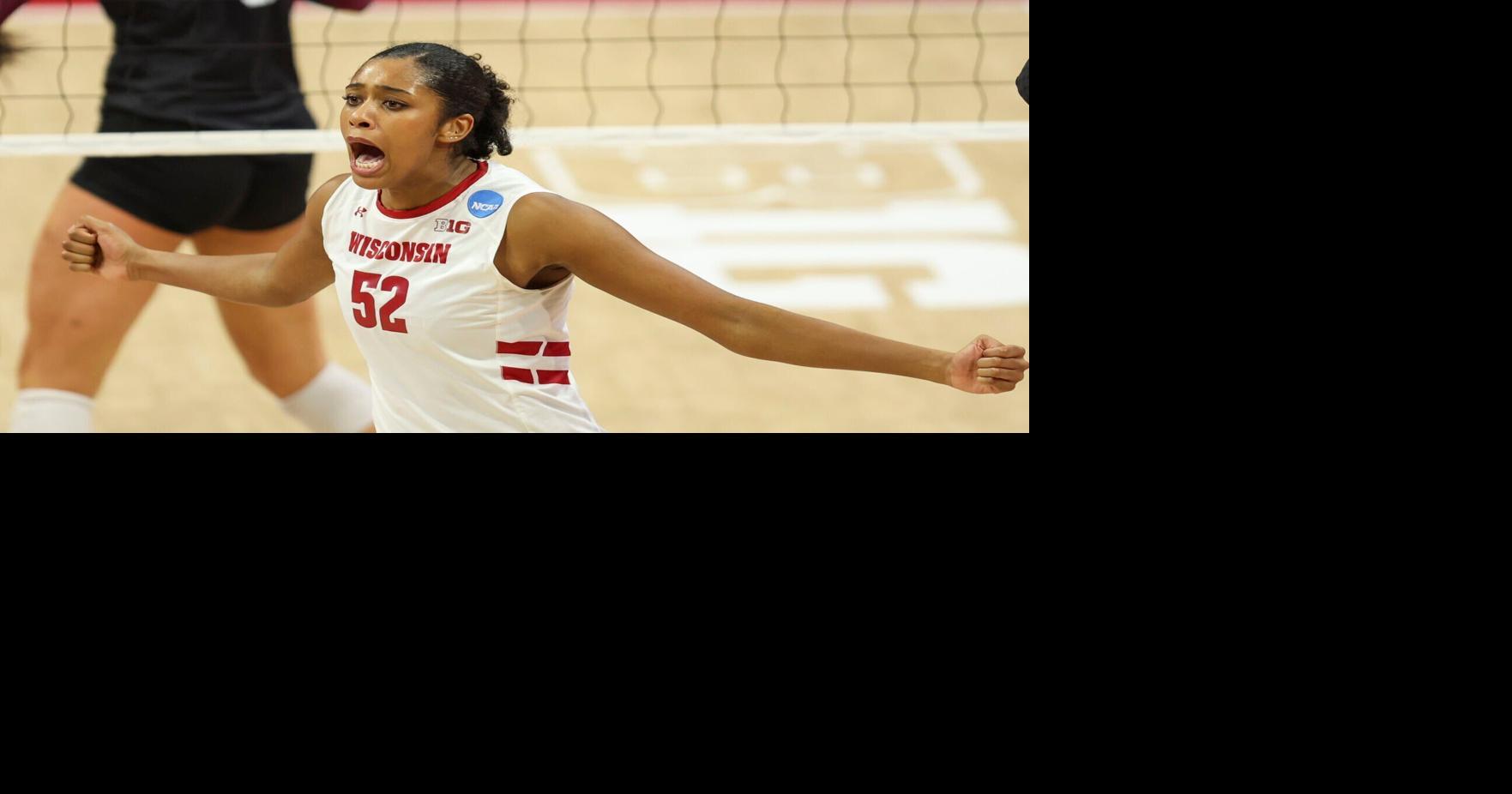 Badger volleyball's most senior player focuses on 'team, team, team'