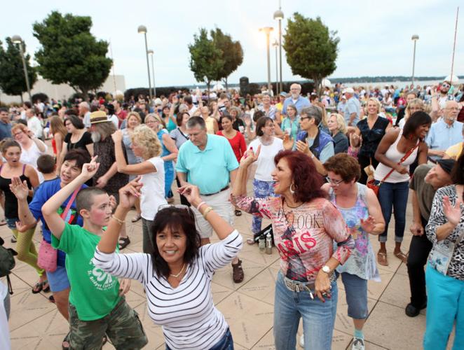 Photos Dane Dances at Monona Terrace rooftop Local News