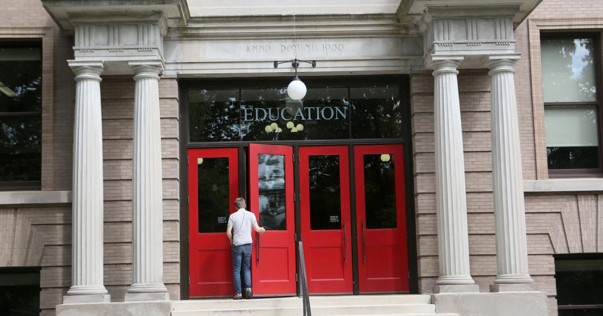 UWMadison extends program to pay tuition for future teachers