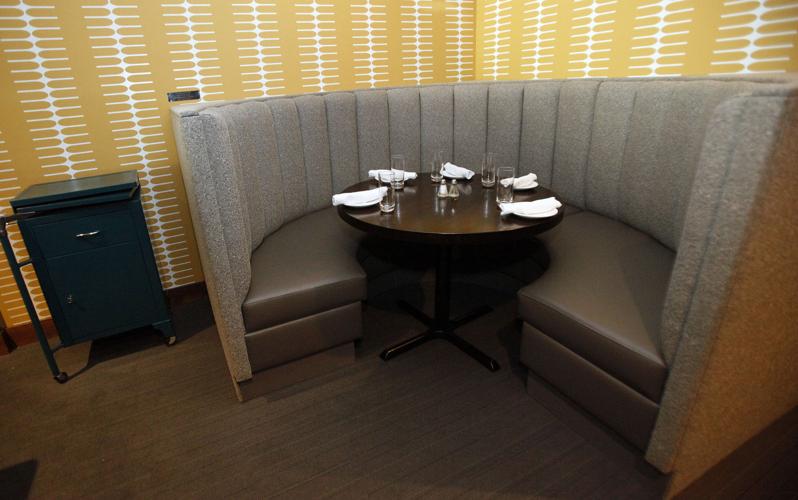 Photos Avenue Club and the Bubble Up Bar Food & Drink