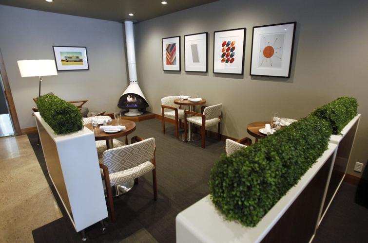 Photos Avenue Club and the Bubble Up Bar Food & Drink