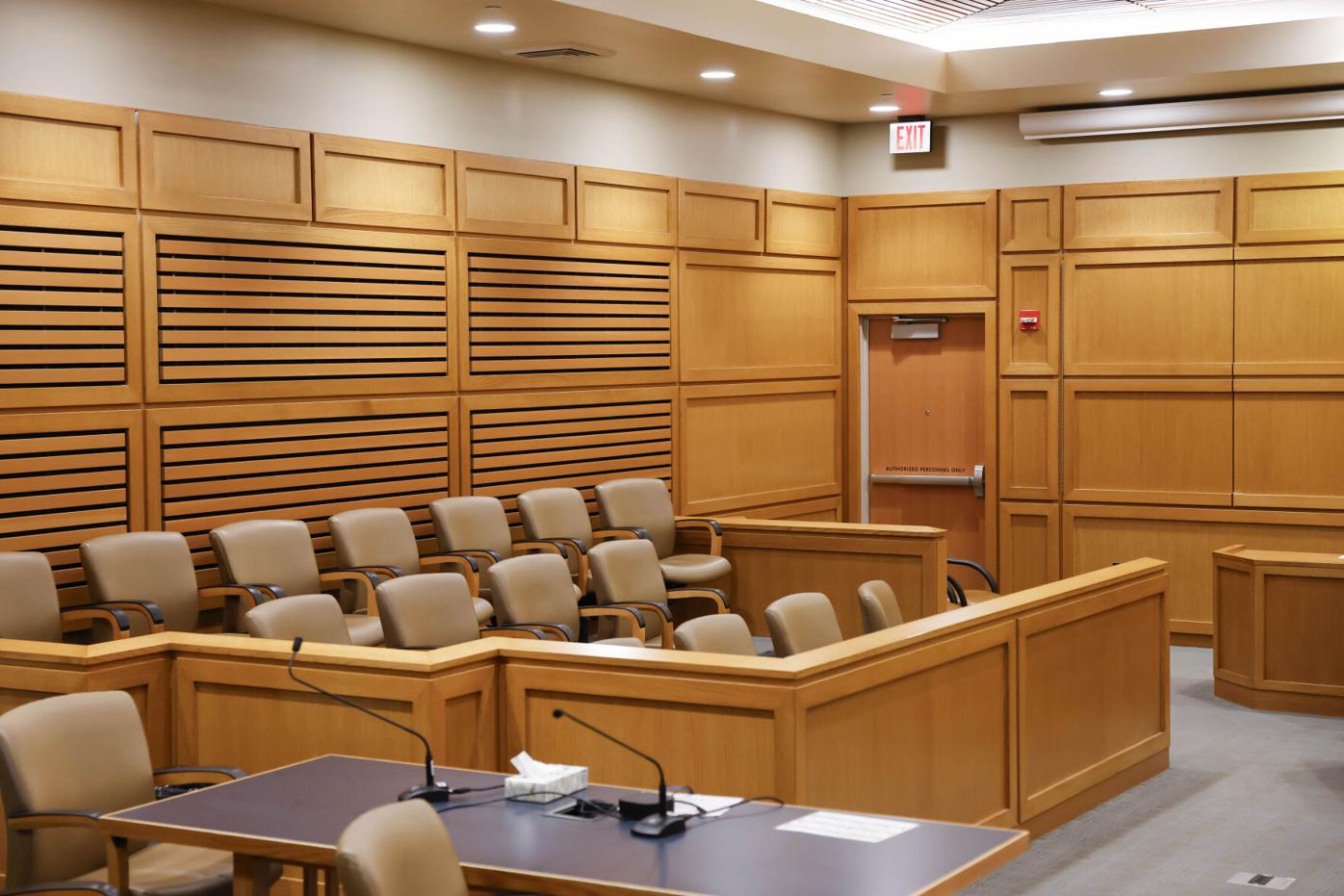 Danielle Lund | Wedding Photo and Video, image size:1396x931