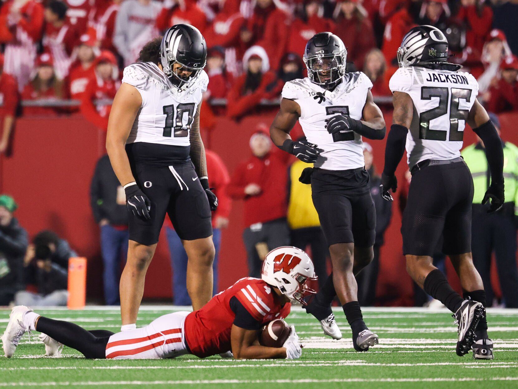 Oregon brought pain to Wisconsin; Badgers haven't recovered | Sports ...