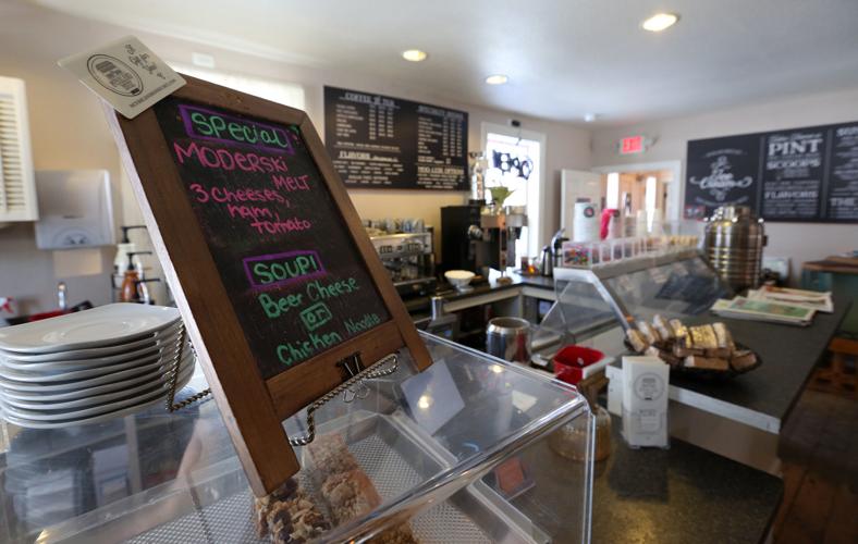 Photos McFarland House Cafe Food & Drink