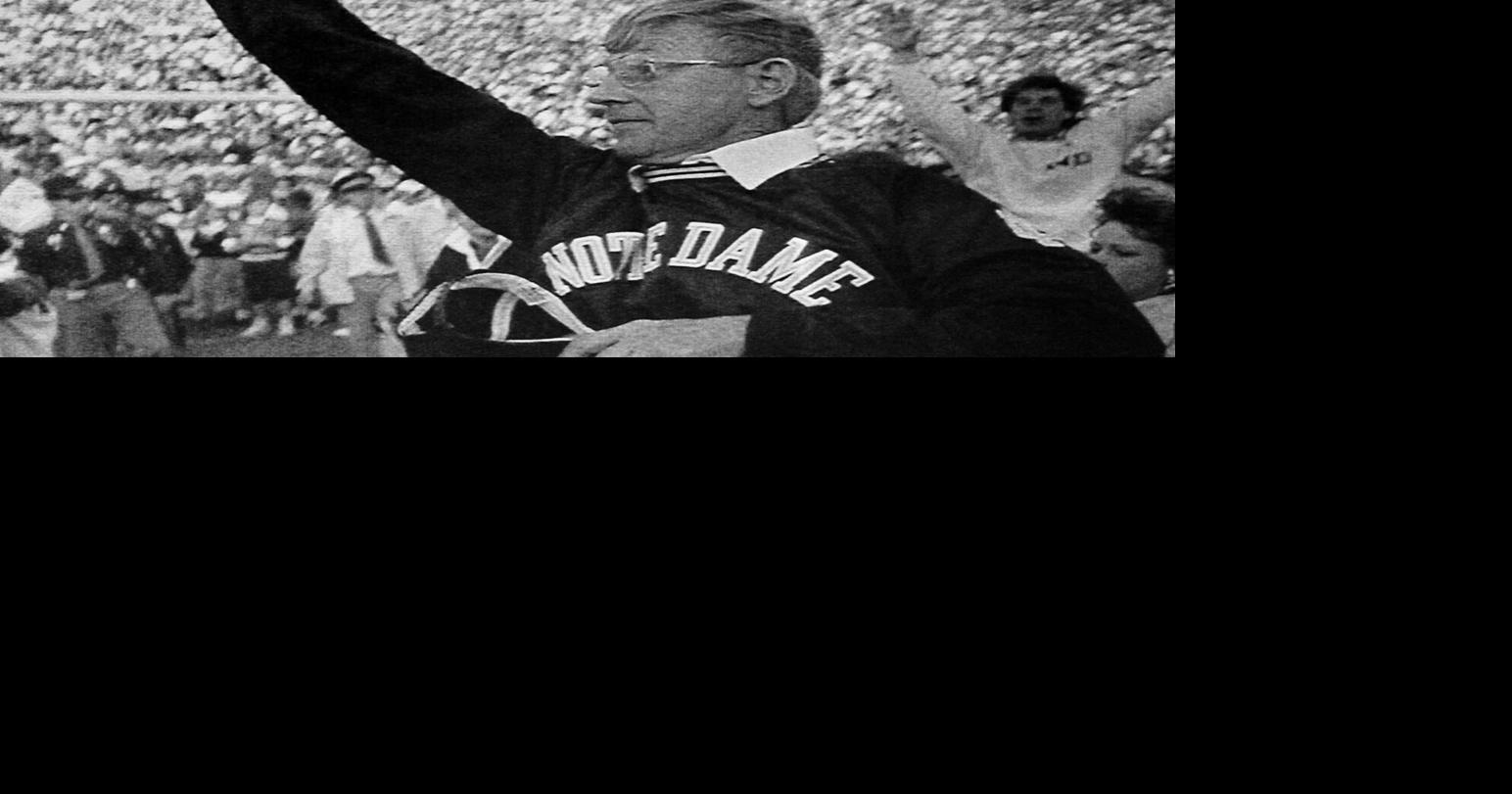 Barry Alvarez recalls the magic of Lou Holtz, Jerry Fishbain