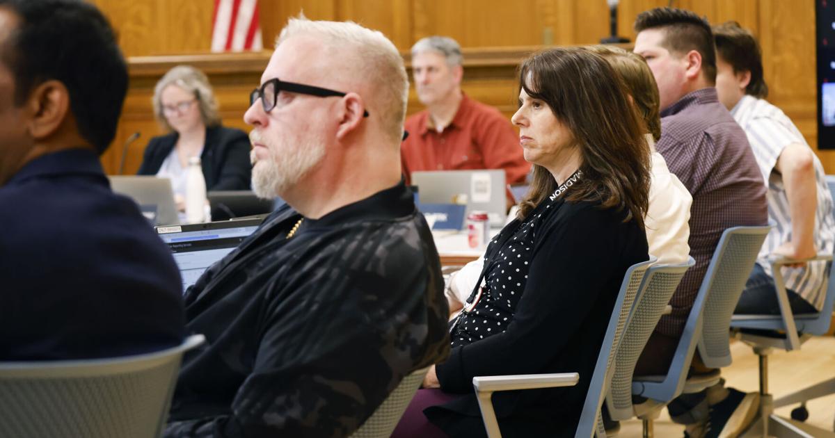 City aid advances for Willy Street businesses, not police oversight