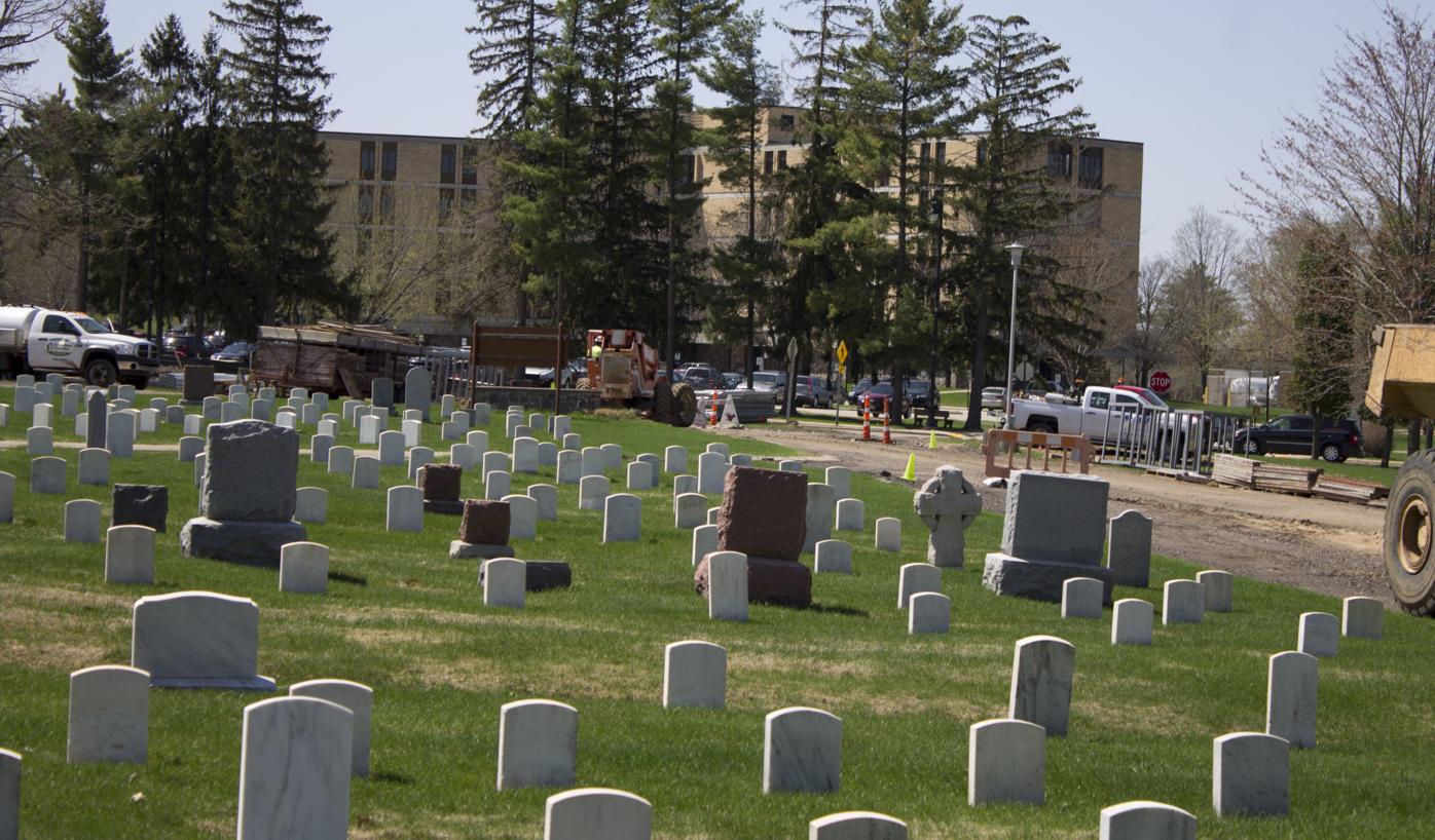 Grave Matters: Report Says Hundreds Of Headstone Errors Diminish Veterans,  As State Says It Is Fixing Mistakes | Local News | Captimes.com