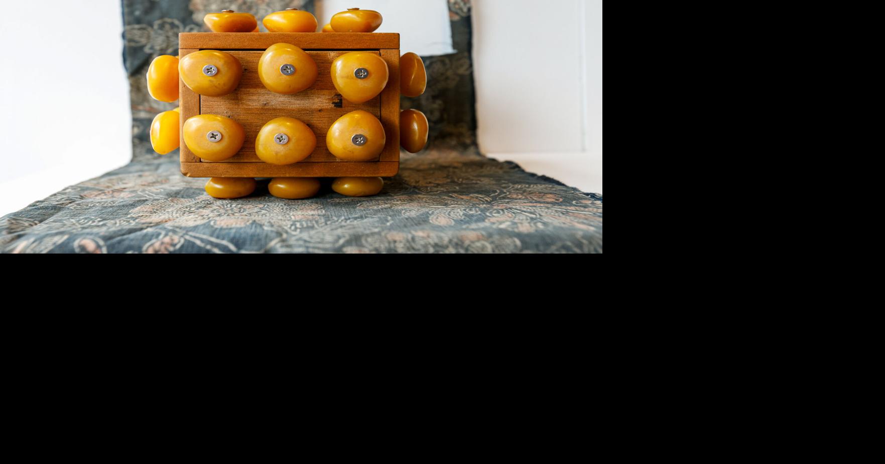 Madison artist finds inspiration in knobs