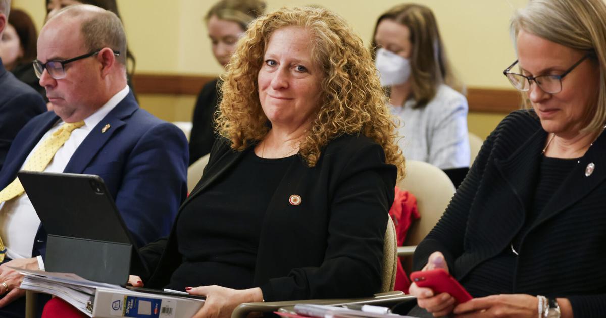 Chancellor Mnookin set to leave UW-Madison for Columbia