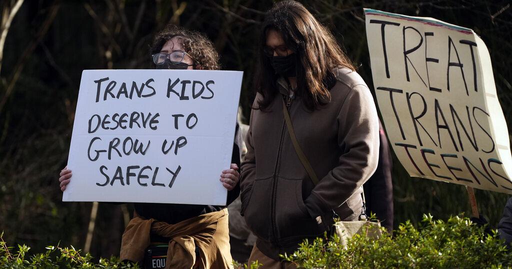 Editorial | The heartless decision to suspend youth transgender care