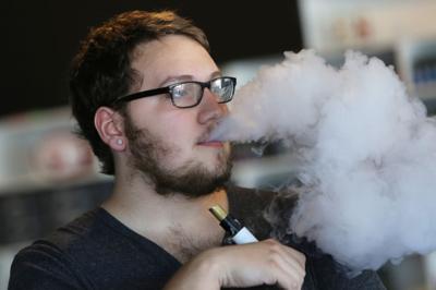 elfbar nachfüll pod läuft aus Jay's Vape And Smok Shop - Madison | Retail main image 1