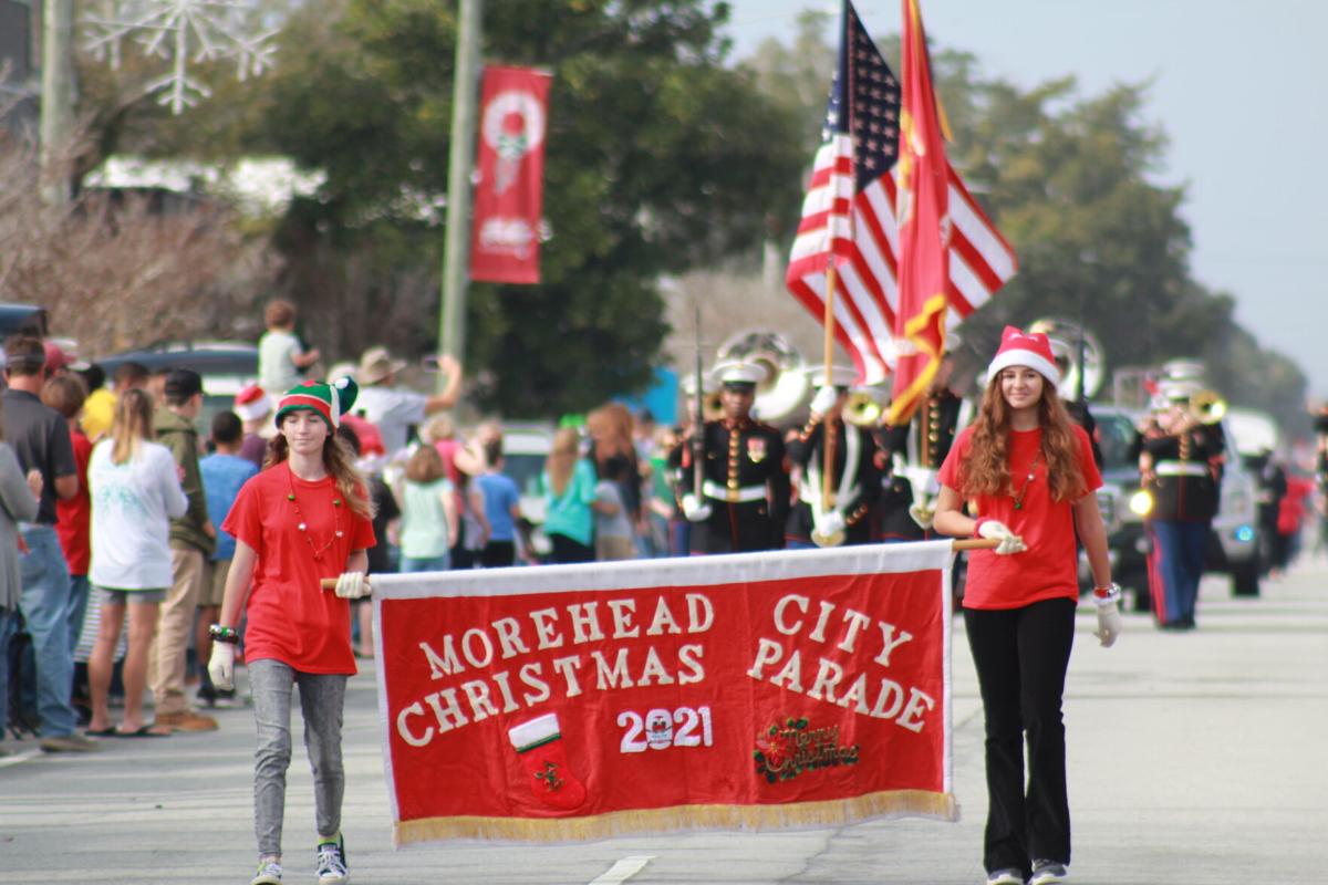 GALLERY: Cloudy skies can’t keep away crowds for 2021 Morehead City Christmas Parade