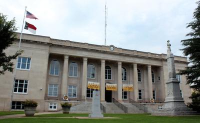 Censured former judge’s accuser still faces potential extortion charge ...