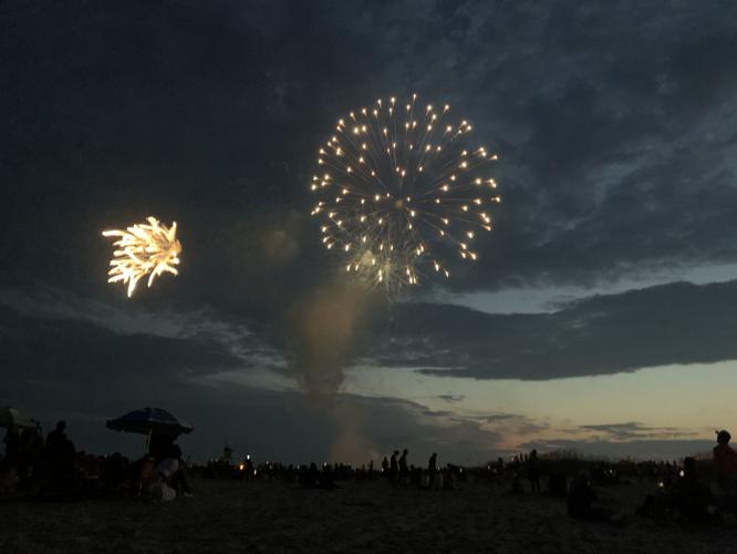 GALLERY July 4 Fireworks at The Circle in Atlantic Beach Multimedia