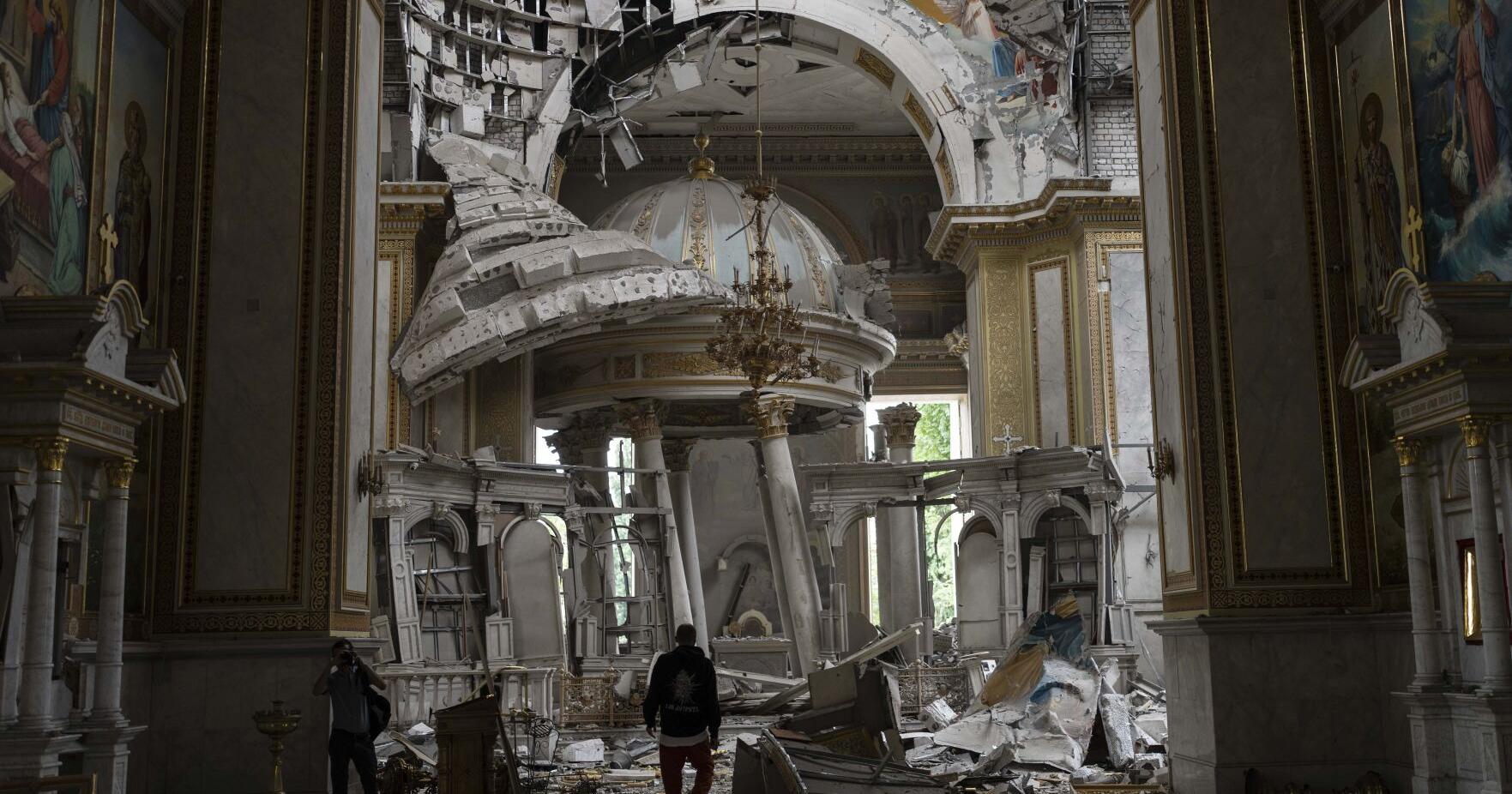 Russian strike on Ukraine's Odesa badly damages landmark Orthodox cathedral; 1 dead, many wounded - Vimarsana News