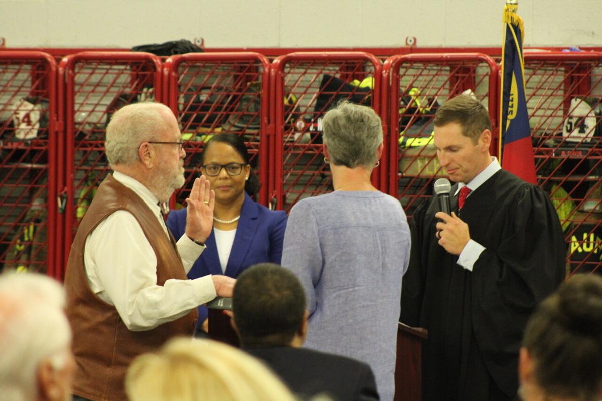 GALLERY: Harker sworn in as mayor of Beaufort, 3 new faces join commission