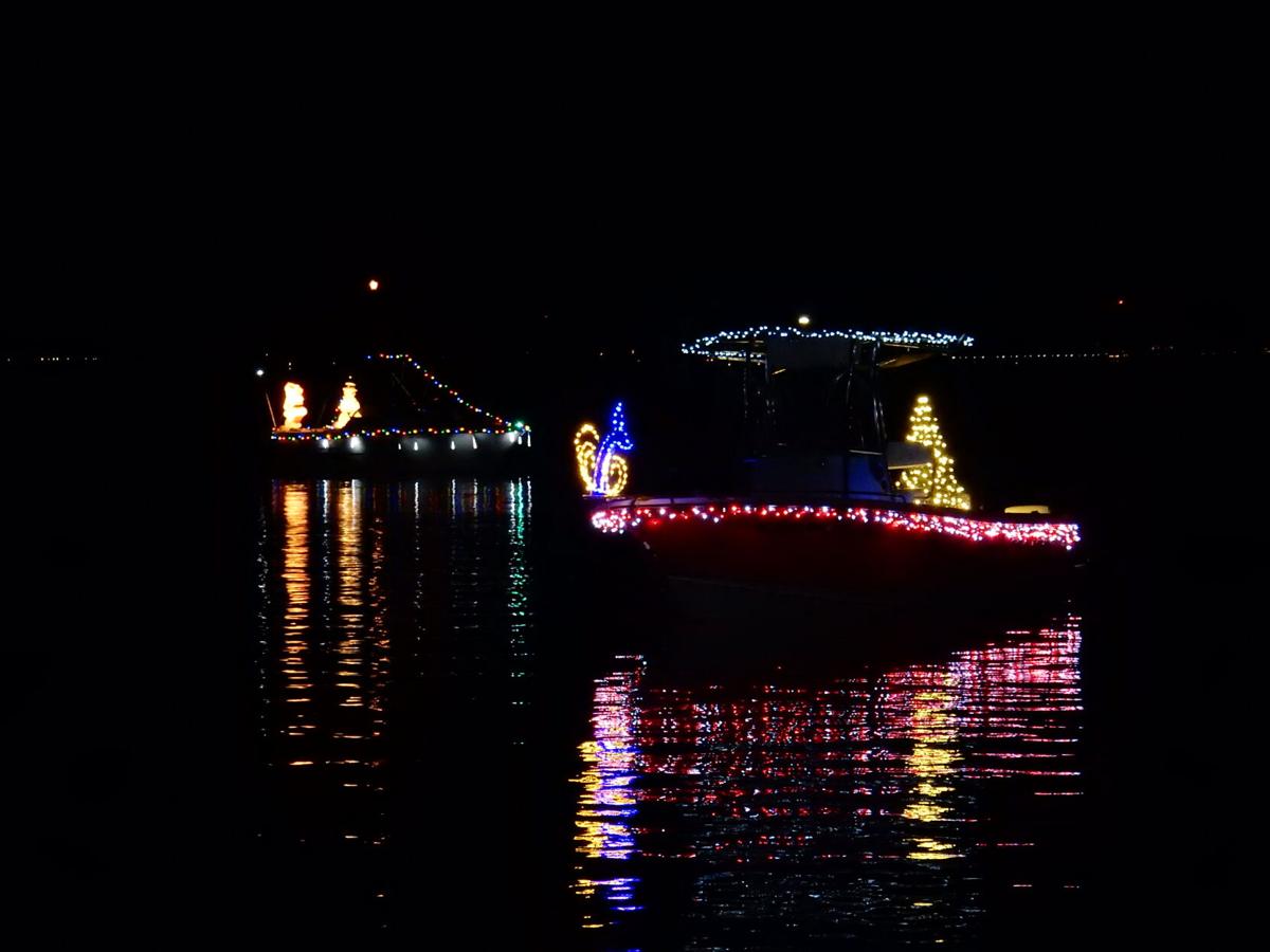 GALLERY: Pine Knoll Shores celebrates holiday season with 2021 flotilla