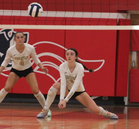 Croatan Croatan survives five-set win over West | Sports | carolinacoastonline.com