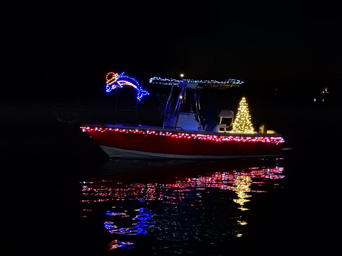 GALLERY: Pine Knoll Shores celebrates holiday season with 2021 flotilla