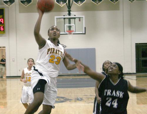 Three game winning streak leads Lady Pirates to 3 1 mark Sports